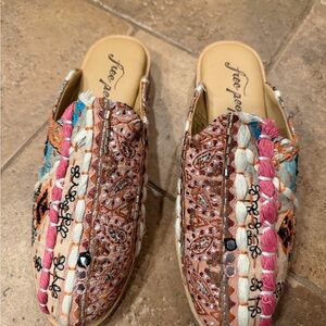 Free People cosmic kantha  Pink and Brown Embroidered Mules